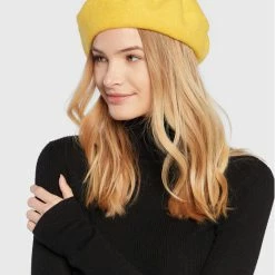 Sisley Γυναίκες Χειμωνιάτικοι Σκούφοι Μπερές 6GCVW41A4 Κίτρινο