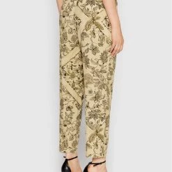 Sisley Γυναίκες Υφασμάτινα Παντελόνια Παντελόνι υφασμάτινο 4PYXLF016 Μπεζ Regular Fit -Sisley Εκπτώσεις unnamed file 1352