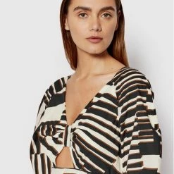 Sisley Γυναίκες Καθημερινά Φορέματα Φόρεμα καθημερινό 4O5RLV01H Έγχρωμο Regular Fit -Sisley Εκπτώσεις unnamed file 1363