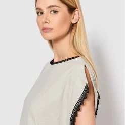 Sisley Γυναίκες Μπλουζάκια Μπλουζάκι 3AIRL101N Μπεζ Regular Fit 10 Sisley Γυναίκες Μπλουζάκια Μπλουζάκι 3AIRL101N Μπεζ Regular Fit -Sisley Εκπτώσεις unnamed file 1519