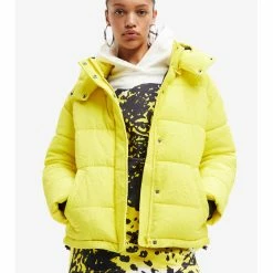 Sisley Γυναίκες Χειμωνιάτικα Μπουφάν Μπουφάν πουπουλένιο Estocolmo 22WWEW18 Κίτρινο Regular Fit
