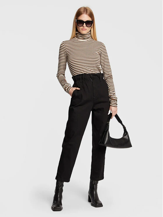 Sisley Γυναίκες Μπλουζάκια Ζιβάγκο 3FKUL200J Μπεζ Slim Fit 4 Sisley Γυναίκες Μπλουζάκια Ζιβάγκο 3FKUL200J Μπεζ Slim Fit - Image 2