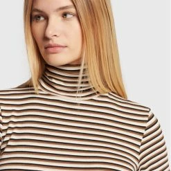 Sisley Γυναίκες Μπλουζάκια Ζιβάγκο 3FKUL200J Μπεζ Slim Fit 10 Sisley Γυναίκες Μπλουζάκια Ζιβάγκο 3FKUL200J Μπεζ Slim Fit -Sisley Εκπτώσεις unnamed file 51