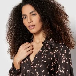 Sisley Γυναίκες Φορέματα σε Στυλ Πουκάμισο & Σεμιζιέ Φόρεμα πουκάμισο 4OIJLV00B Μαύρο Regular Fit 10 Sisley Γυναίκες Φορέματα σε Στυλ Πουκάμισο & Σεμιζιέ Φόρεμα πουκάμισο 4OIJLV00B Μαύρο Regular Fit -Sisley Εκπτώσεις unnamed file 636