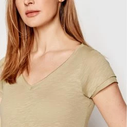 Sisley Γυναίκες T-shirts T-Shirt 3TNHL4007 Μπεζ Regular Fit -Sisley Εκπτώσεις unnamed file 666