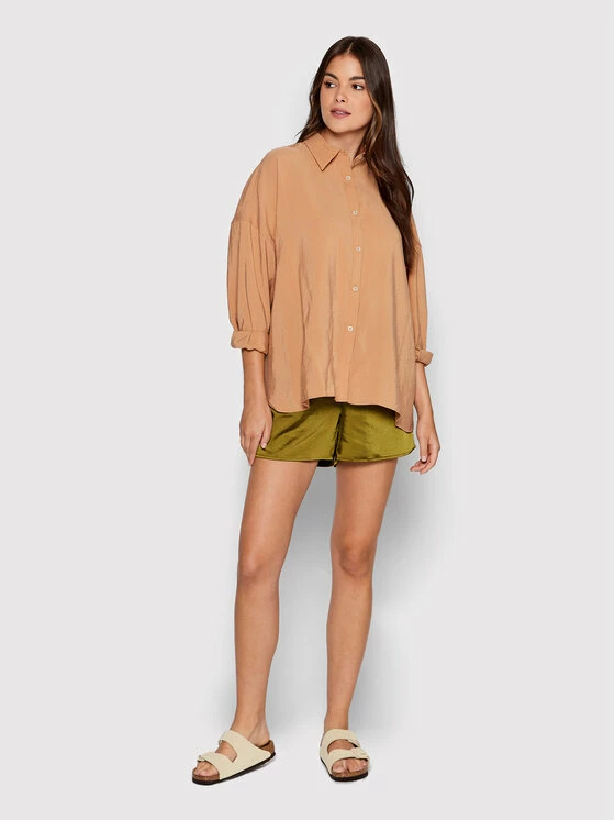 Sisley Γυναίκες Υφασμάτινα Σορτς Σορτς υφασμάτινο 4RHEL9008 Πράσινο Regular Fit 4 Sisley Γυναίκες Υφασμάτινα Σορτς Σορτς υφασμάτινο 4RHEL9008 Πράσινο Regular Fit - Image 2