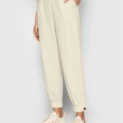 Sisley Γυναίκες Υφασμάτινα Παντελόνια Παντελόνι υφασμάτινο 4KVXLF00C Μπεζ Relaxed Fit